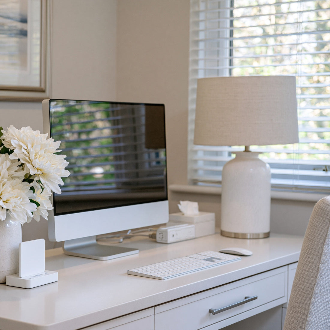 10 Essential Office Room Items for Everyday Life